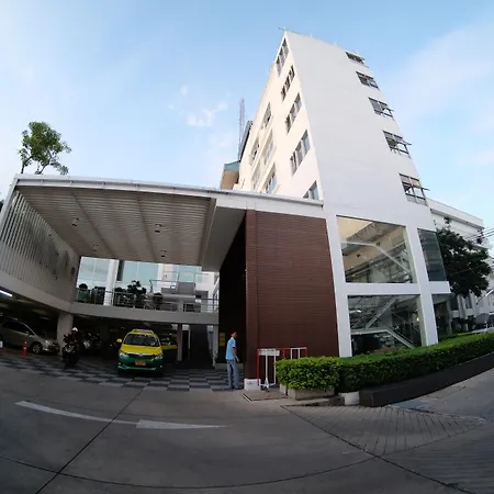 Trang Hotel, Bangkok